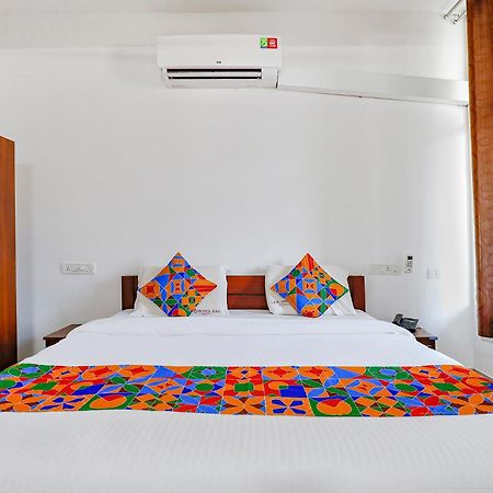 Fabhotel Raj Residency - 1Km From Madikeri Fort Exterior photo