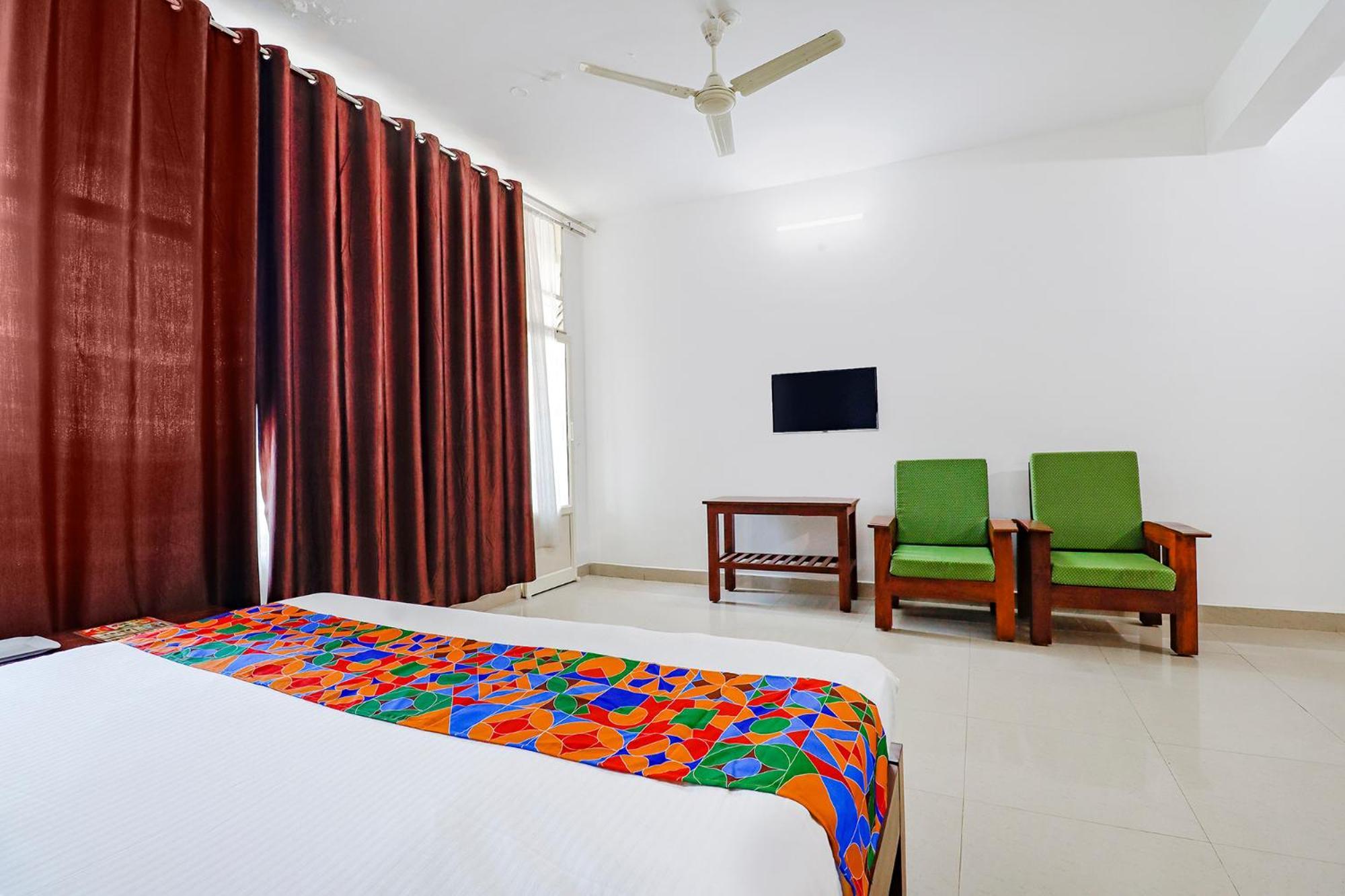 Fabhotel Raj Residency - 1Km From Madikeri Fort Exterior photo