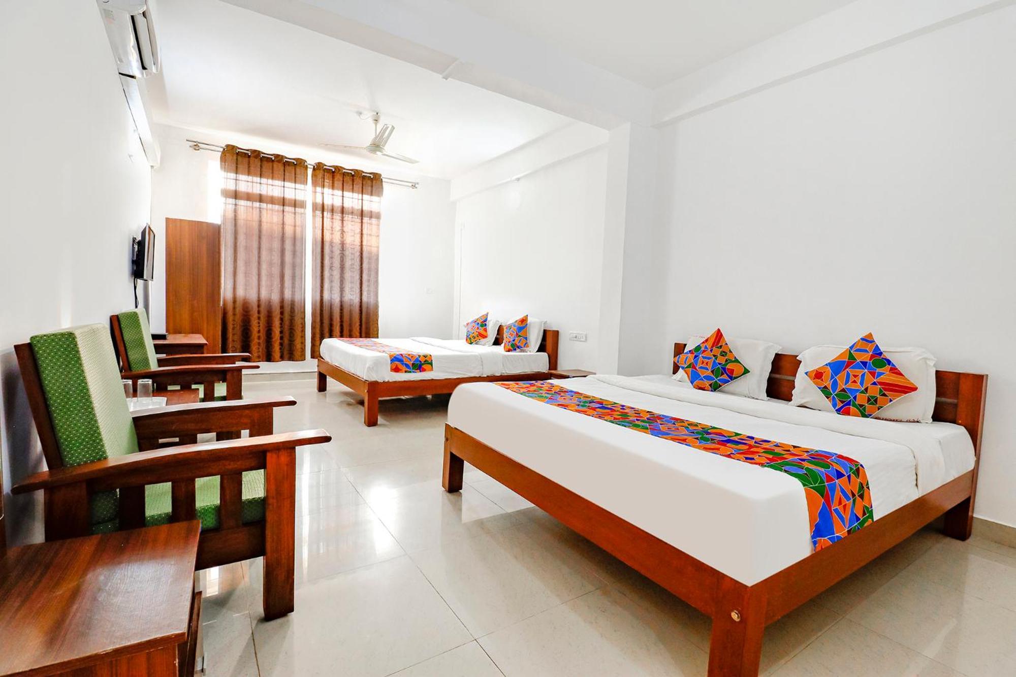 Fabhotel Raj Residency - 1Km From Madikeri Fort Exterior photo